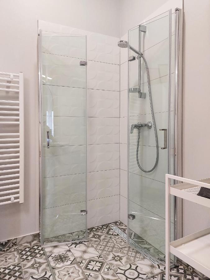 Linden Apartman 106 - Adults Only Mosonmagyaróvár Dış mekan fotoğraf