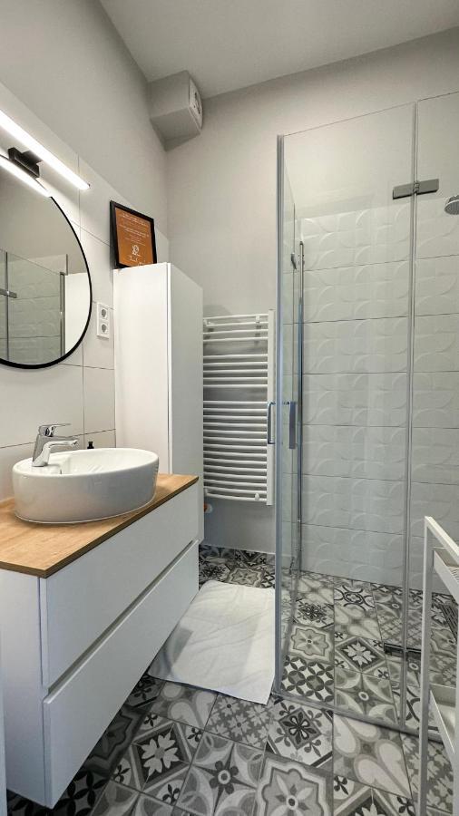 Linden Apartman 106 - Adults Only Mosonmagyaróvár Dış mekan fotoğraf