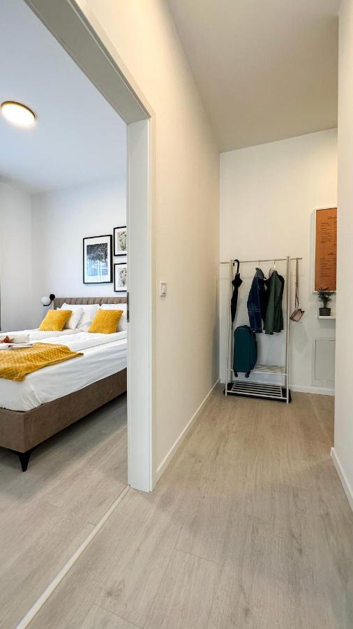 Linden Apartman 106 - Adults Only Mosonmagyaróvár Dış mekan fotoğraf