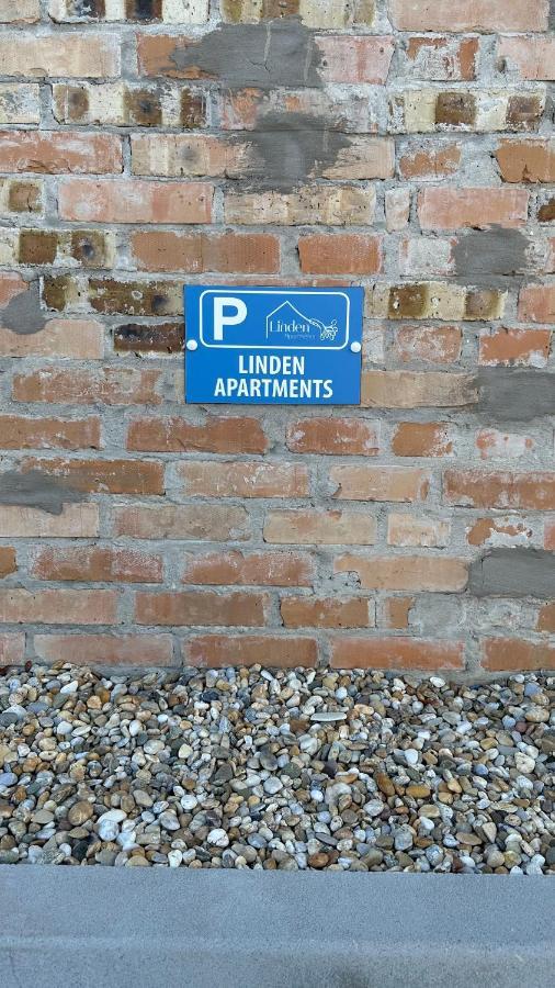 Linden Apartman 106 - Adults Only Mosonmagyaróvár Dış mekan fotoğraf